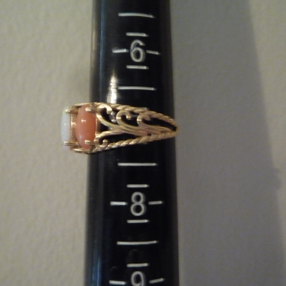 2 GENUINE OPAL RINGS IN GENUINE YELLOW GOLD
